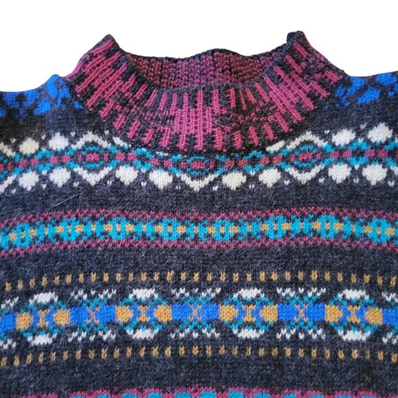 Lord Taylor Vintage Shetland Wool Fair Isle Sweater Scotland HOLES - Picture 3 of 8